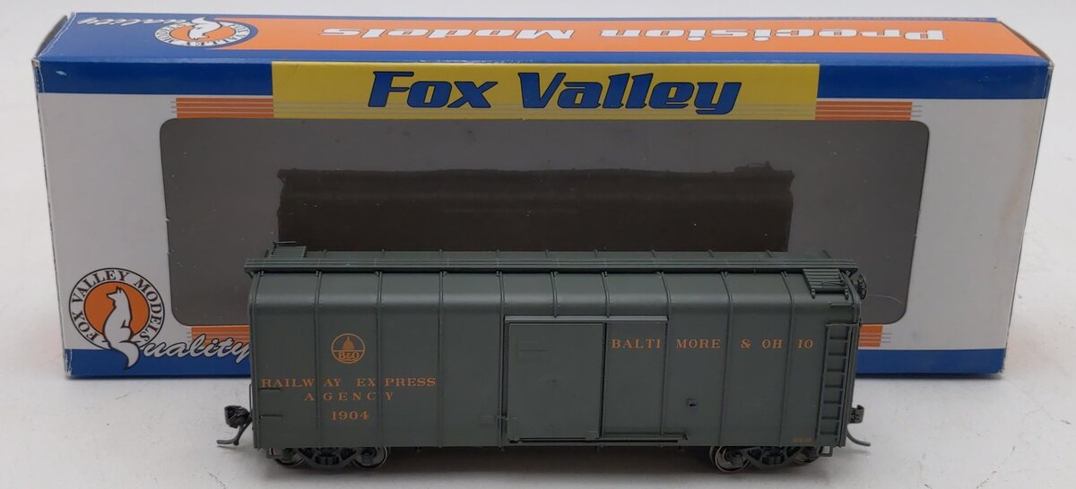 Fox Valley Models 30329 HO B&O Class C-16 Wagontop Express Boxcar w/Flat Doors