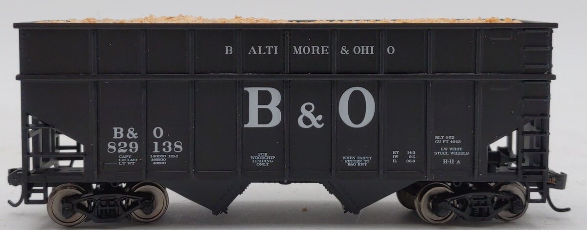 Walthers 910-6802 HO B&O 36' Wood Chip Hopper #829138