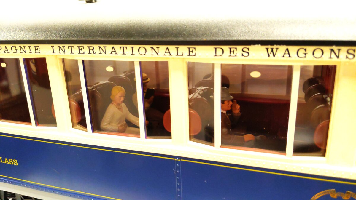 LGB 70685 G Scale Orient Express Deluxe G Gauge Steam