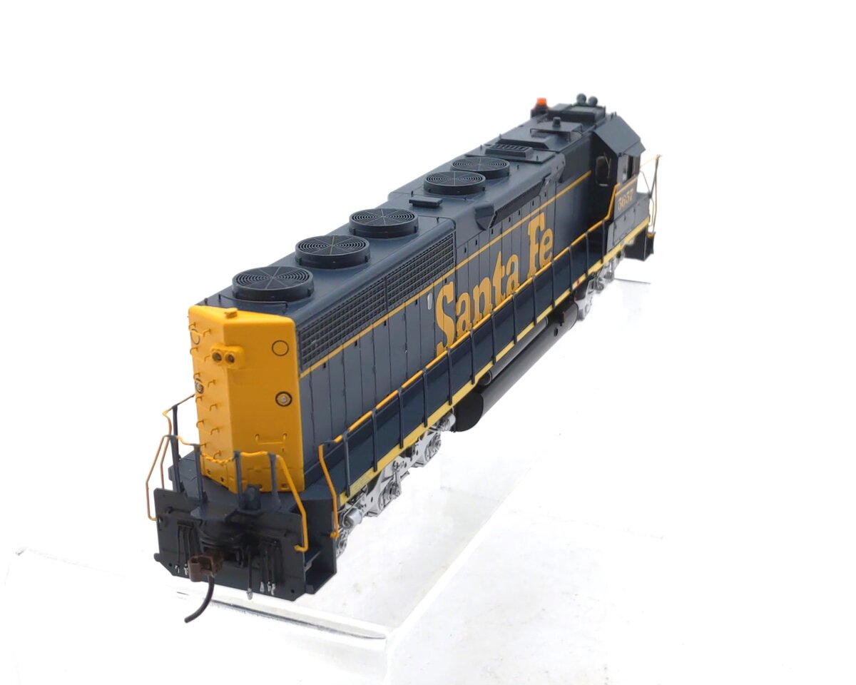 Athearn G65809 HO Santa Fe SD45-2 Diesel Locomotive with DCC & Sound #5657