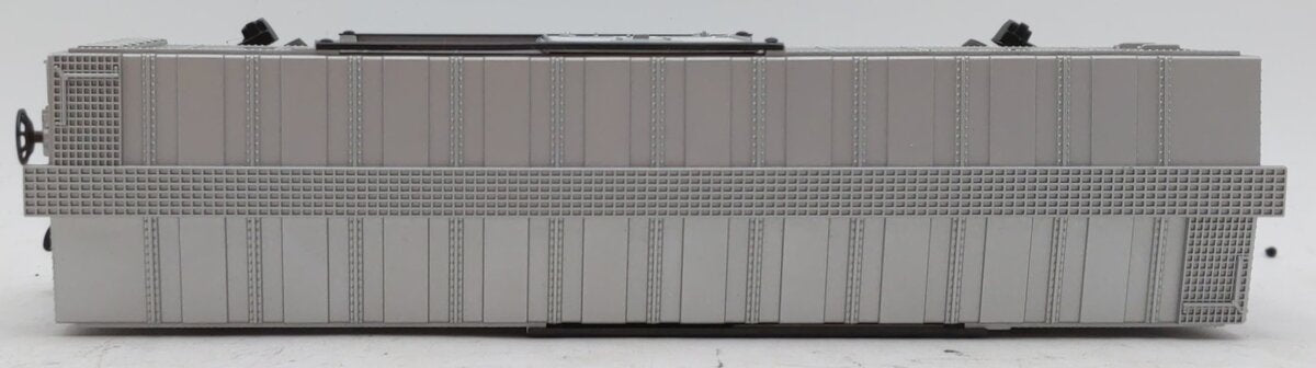 Lionel 6-39208 O Gauge Union Pacific Silver Boxcar #903658