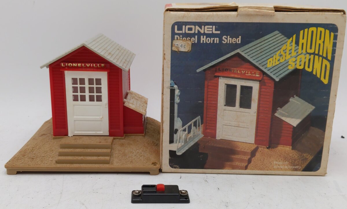 Lionel 6-2127 O Lionelville Assembled Battery Operated Diesel Horn Shed