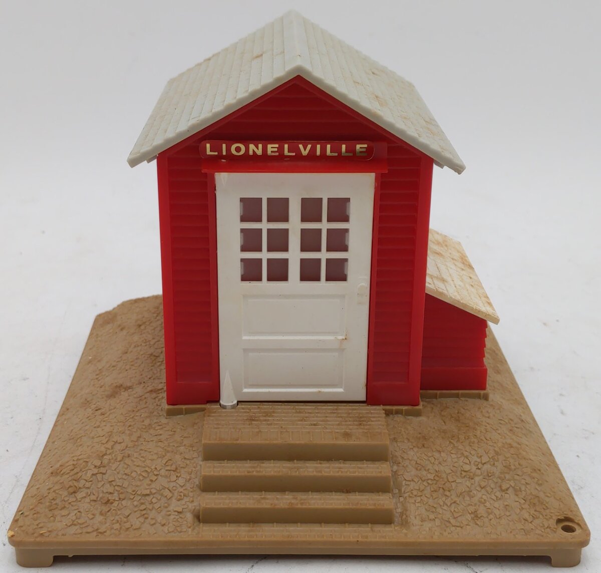 Lionel 6-2127 O Lionelville Assembled Battery Operated Diesel Horn Shed