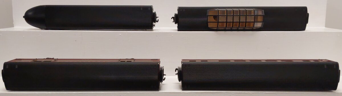 Lionel 6-39065 Pennsylvania Streamliner Passenger Car 4-Pack VG/Box