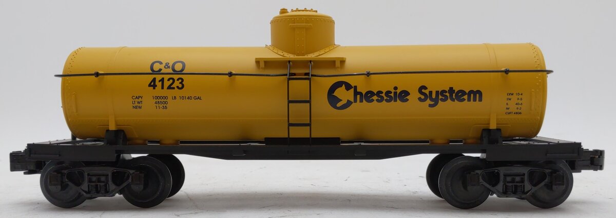 MTH 30-7308 O Gauge Chesapeake & Ohio Semi-Scale Tank Car #4123 LN/Box