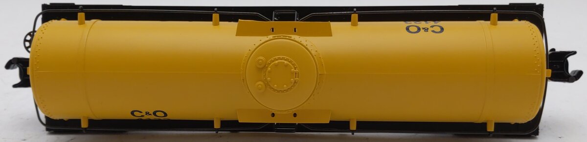 MTH 30-7308 O Gauge Chesapeake & Ohio Semi-Scale Tank Car #4123 LN/Box