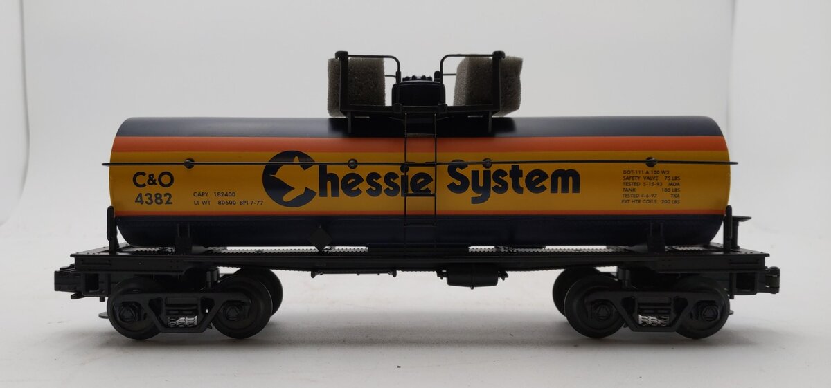 MTH 30-8105 O Chessie Single Dome Tank Car #4382 LN/Box