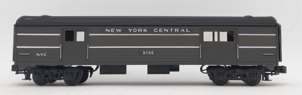 MTH 30-6110B NYC Lighting Stripe O-27 Streamlined Illuminated Baggage Car LN/Box