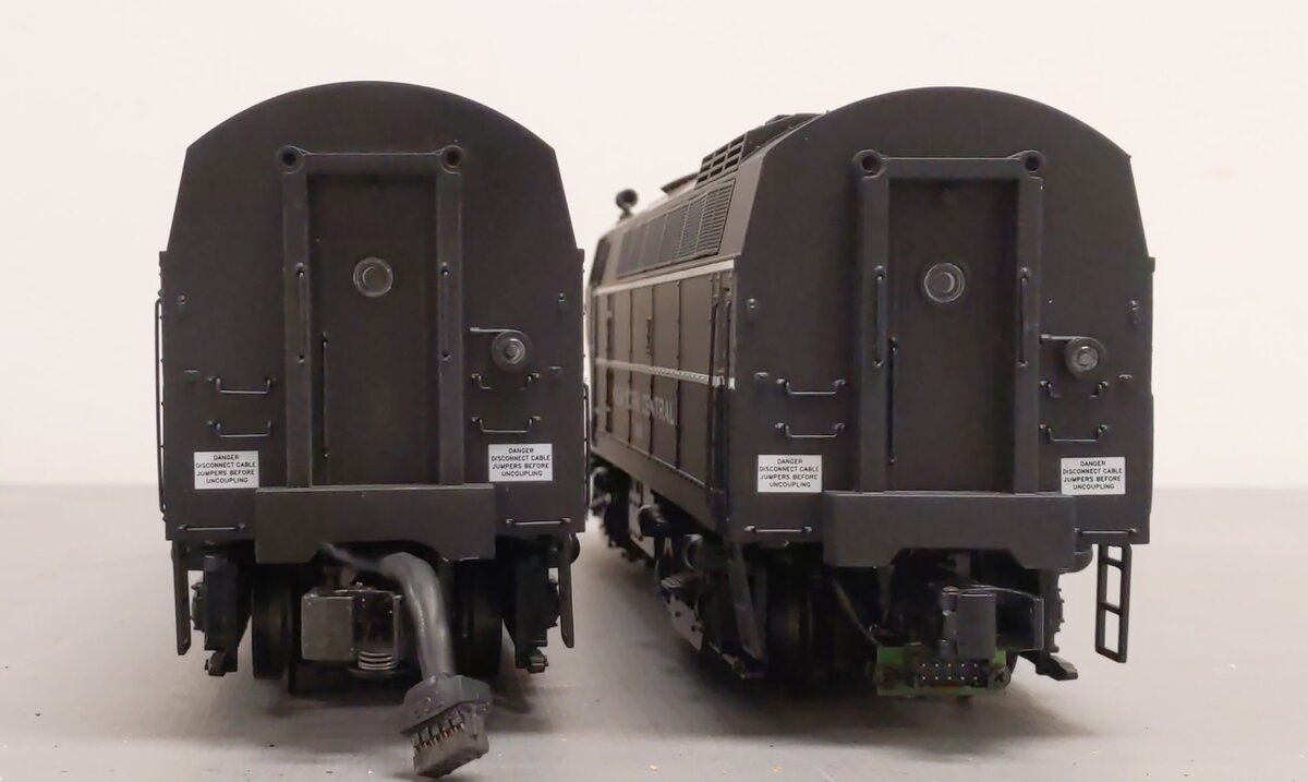 MTH 20-2294-1 NYC Sharknose AB Diesel Engine Set #3818/2702 w/PS2