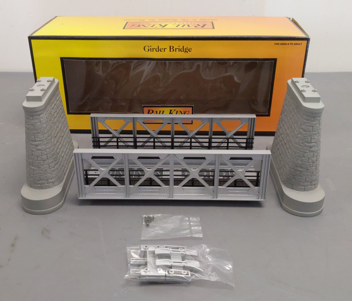 MTH 40-1014 O Gauge Silver Girder Bridge & 8" Bridge Piers LN/Box