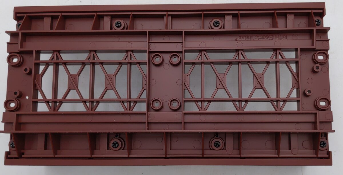 MTH 40-1032 O Gauge Rust Girder Bridge and Bridge Piers