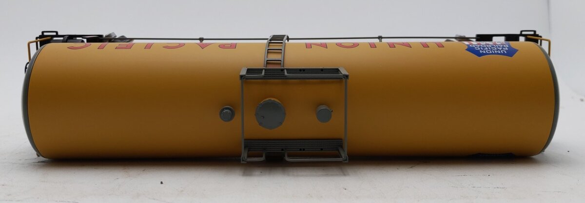 K-Line K6333-2114 O Gauge Union Pacific Tank Car #661968 LN/Box