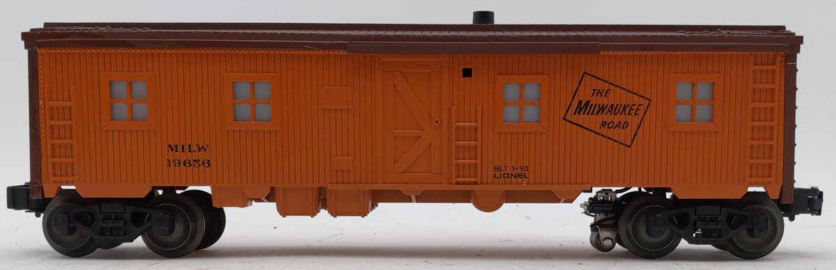 Lionel 6-19656 O Gauge Milwaukee Rd Bunk Car W/ Operating Smoke Stack