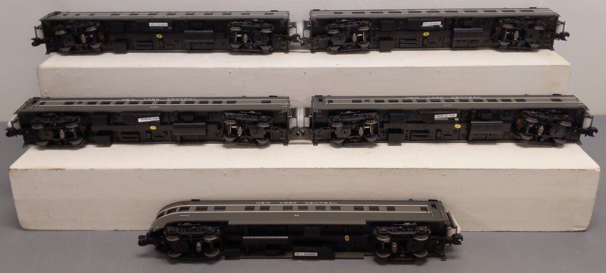 MTH 20-65283 O NYC 70' Streamlined Passenger 5-Car Car Set LN/Box