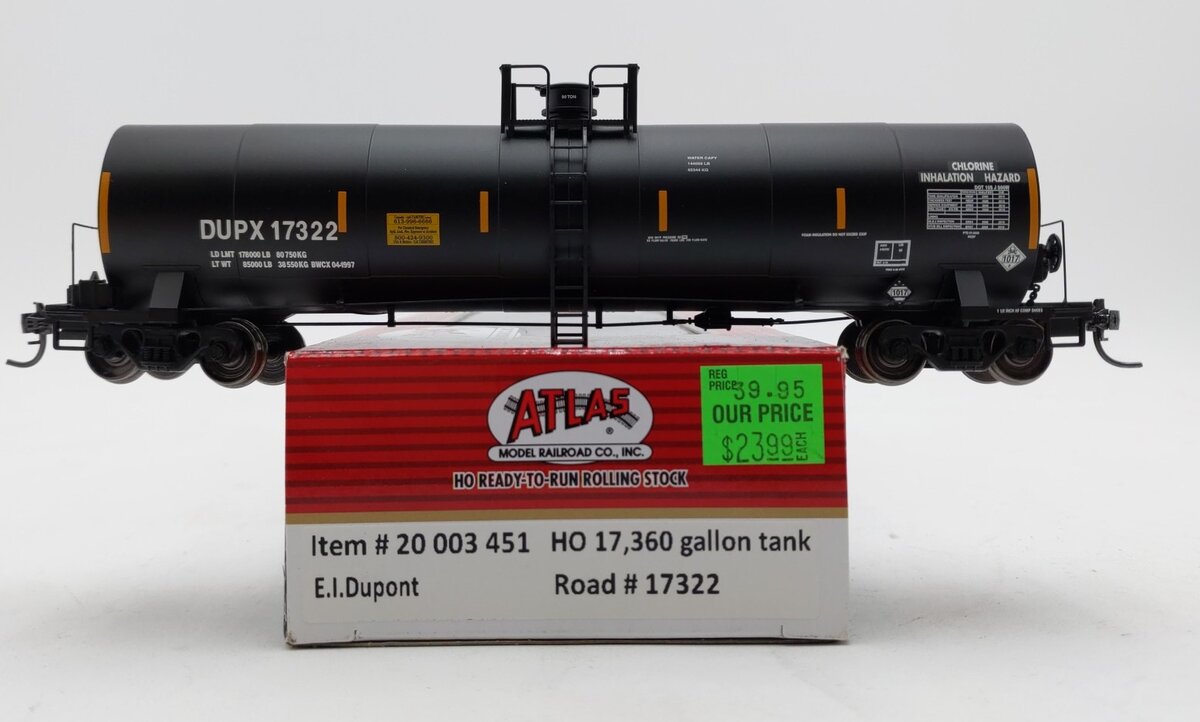 Atlas 20003451 HO E.I.Dupont ACF 17,360-Gallon Chlorine Tank Car #17322