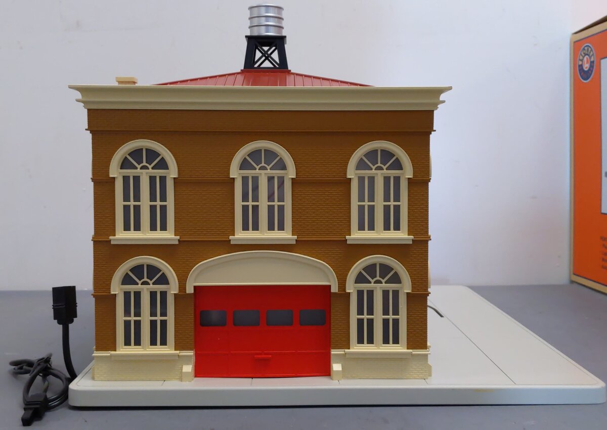 Lionel 2229150 Plug-Expand-Play Firestation