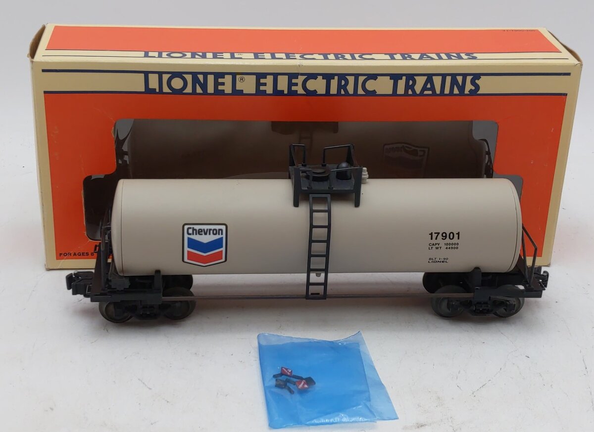Lionel 6-17901 O Gauge Chevron Uni-body Tank Car LN/Box