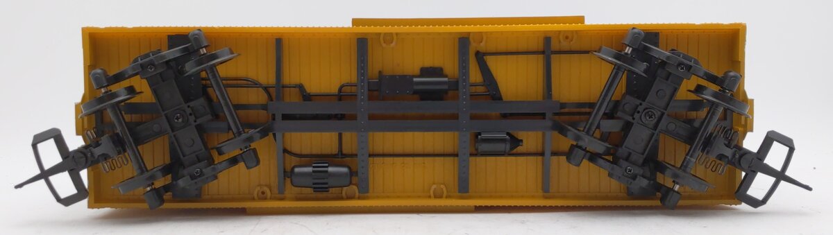 USA Trains R19151A G Union Pacific Yellow/Silver Boxcar #493010