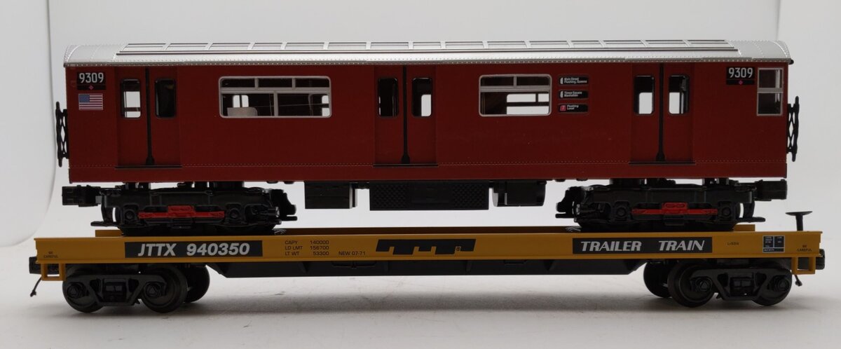 MTH 20-95181 O TTX Flatcar with R33S Subway Car