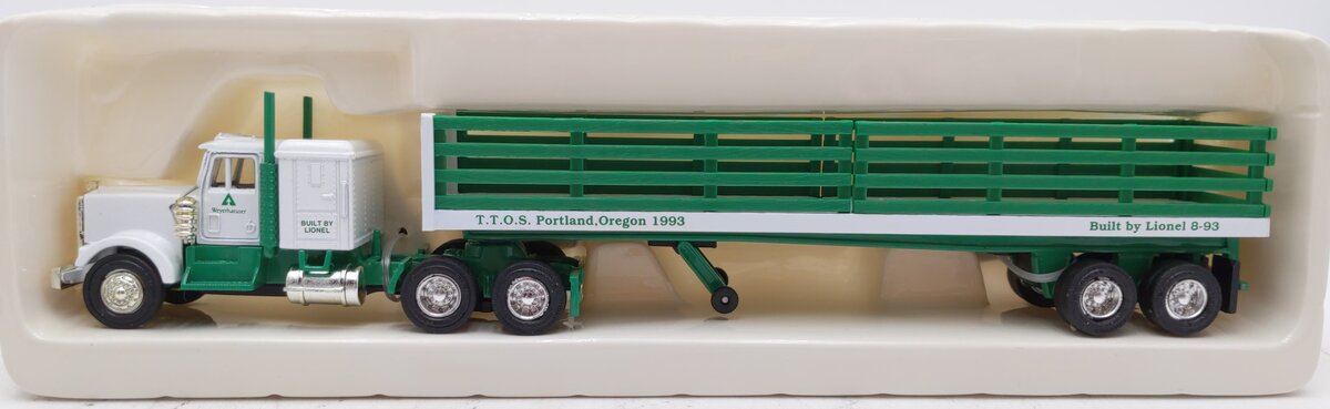 Lionel 6-52021 O/027 Weyerhauser Tractor Trailer Truck