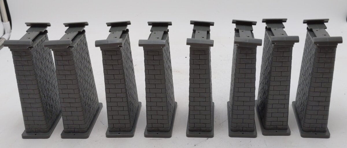 MTH 40-1136 O RealTrax Elevated Trestle System (Set of 8)