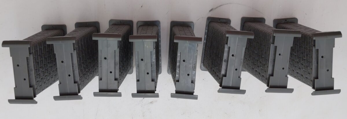 MTH 40-1136 O RealTrax Elevated Trestle System (Set of 8)