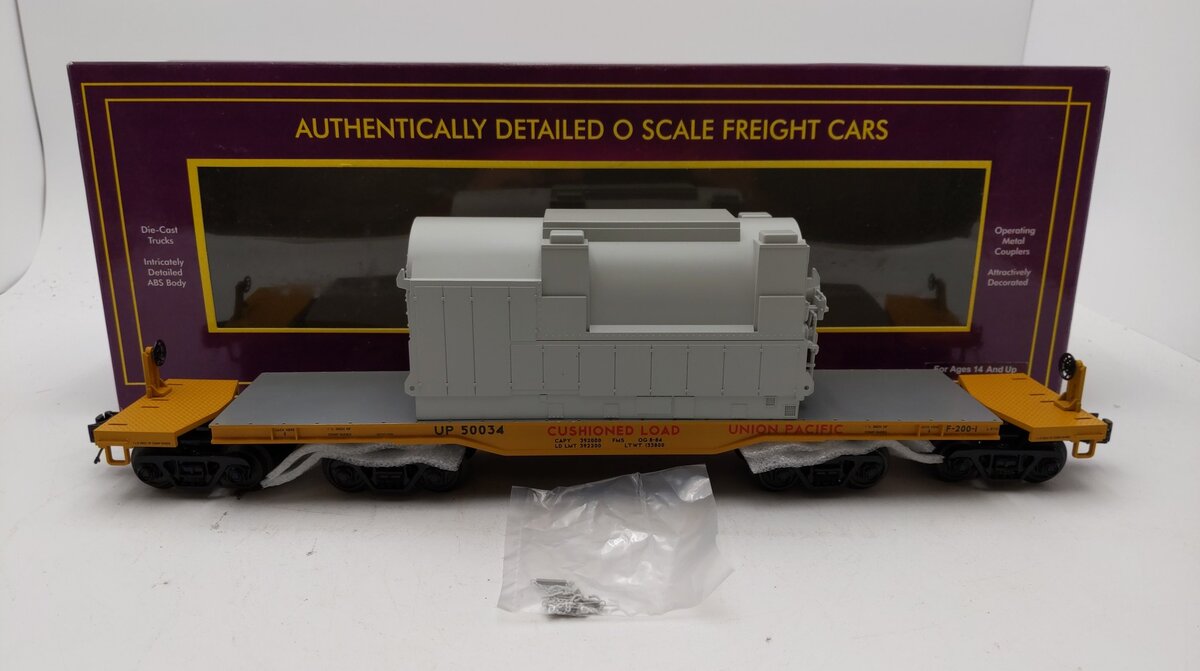 MTH 20-98728 O Gauge Union Pacific 47' TTX Heavy Flatcar w/ Transformer #50034