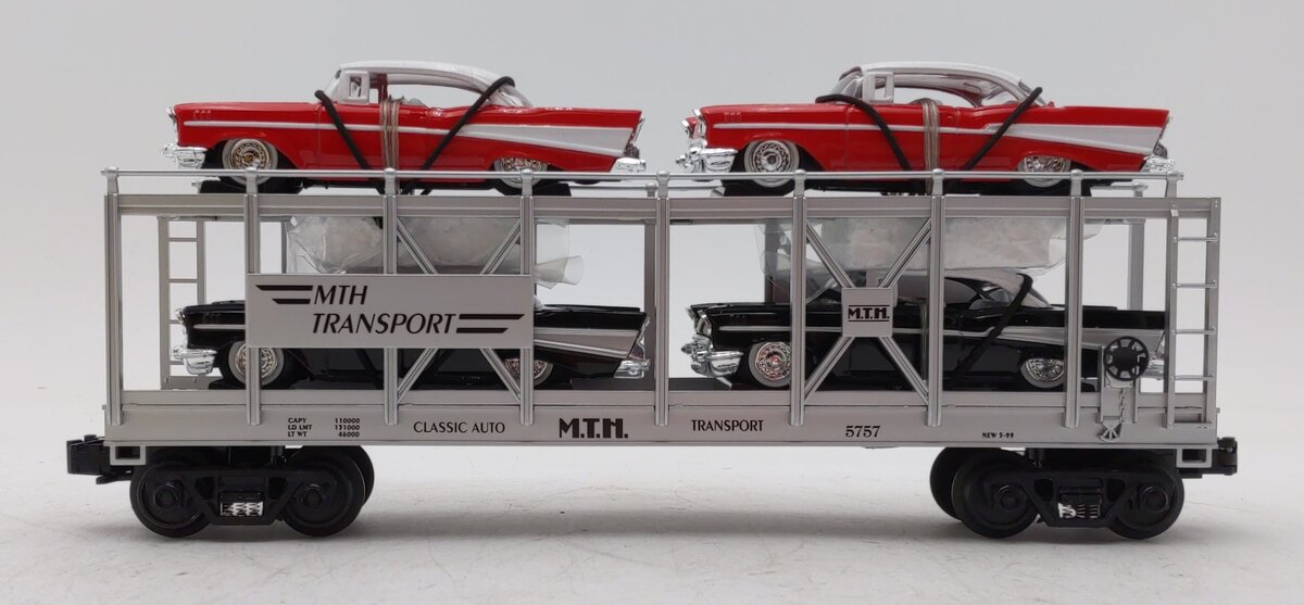 MTH 30-7656 O Gauge MTH Auto Carrier W/ 4 Die-cast 1957 Chevy Automobiles EX/Box