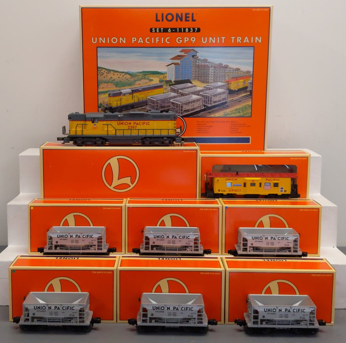 Lionel 6-11837 O Gauge Union Pacific GP9 Diesel Train Set MT/Box