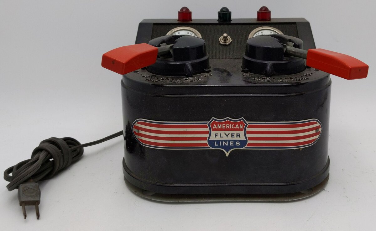 American Flyer 30B Vintage S 300 Watt Transformer - Runs 2 Trains VG