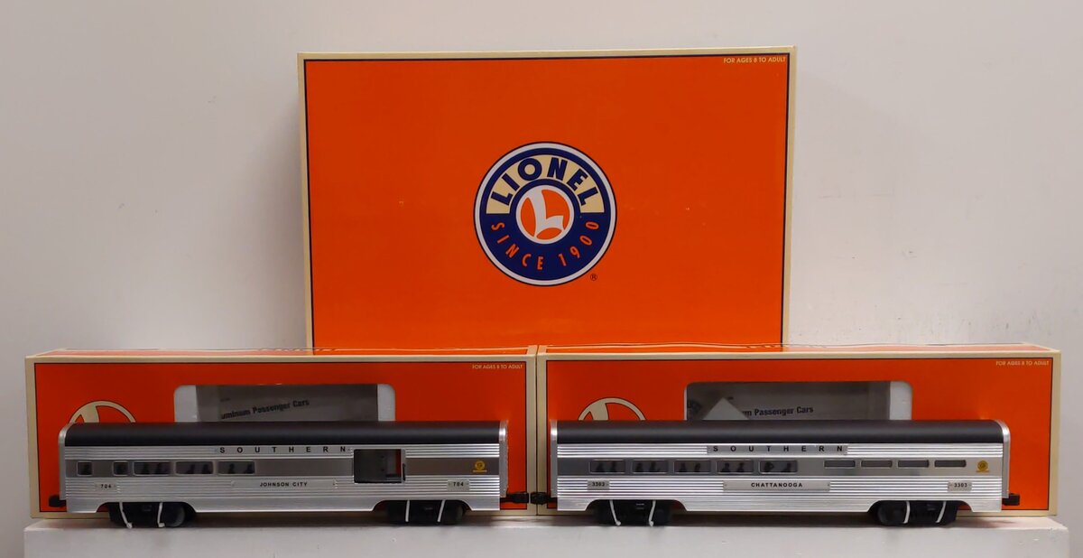 Lionel 6-39157 O Gauge Southern Aluminum Passenger Car (Set of 2) LN/Box