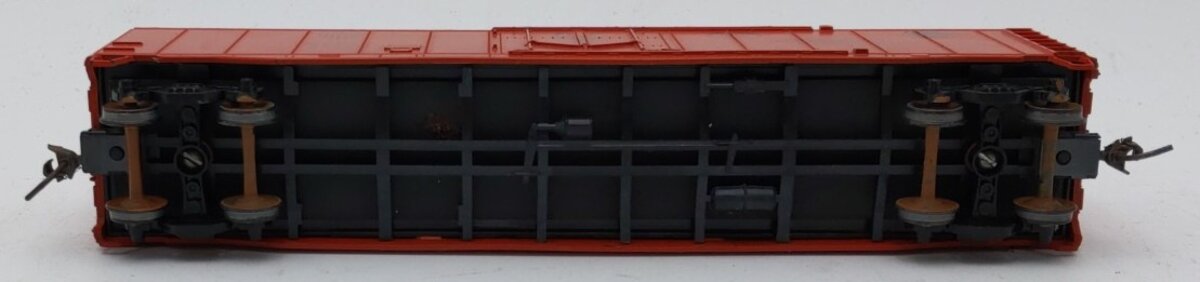 Roundhouse HO ART 1362 50' FMC Plug Door Insulated Boxcar #2345 - Kadee Couplers EX/Box