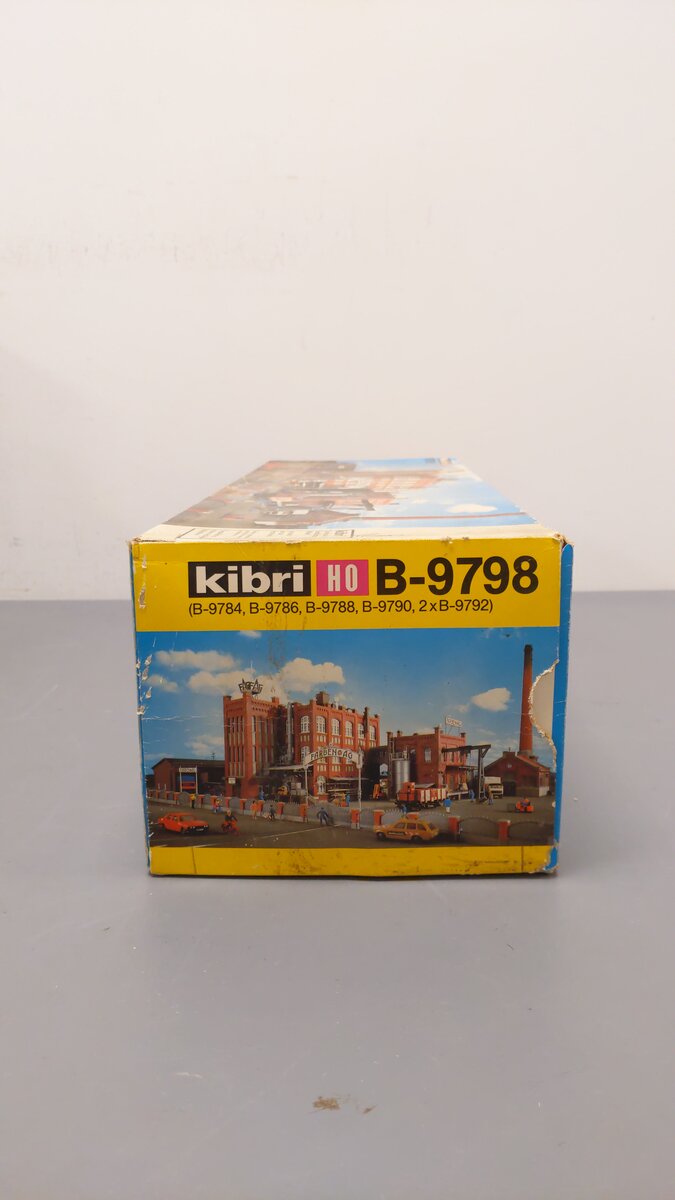 Kibri B-9798 HO Scale Farben AG Paint Factory: 5 Boxes Building Kit