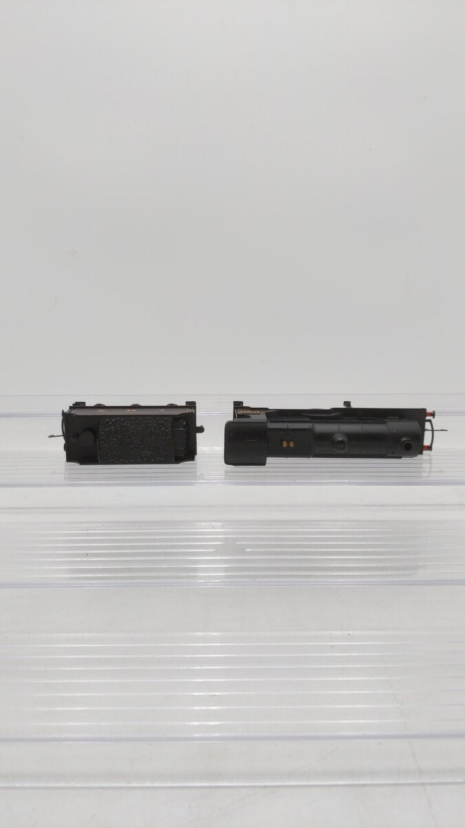 Hornby R450 OO Scale LMS 4-4-0 Class 2P Fowler Steam Locomotive & Tender #690 EX/Box