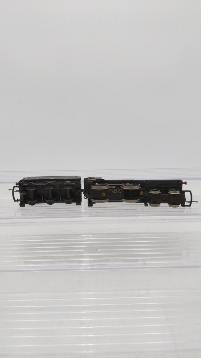 Hornby R450 OO Scale LMS 4-4-0 Class 2P Fowler Steam Locomotive & Tender #690 EX/Box