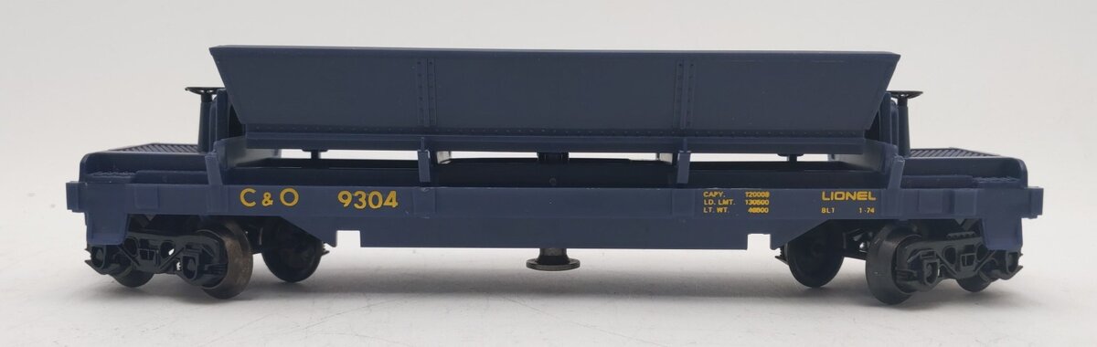 Lionel 6-9304 O Gauge Chesapeake & Ohio Operating Ore Dump Car NIB
