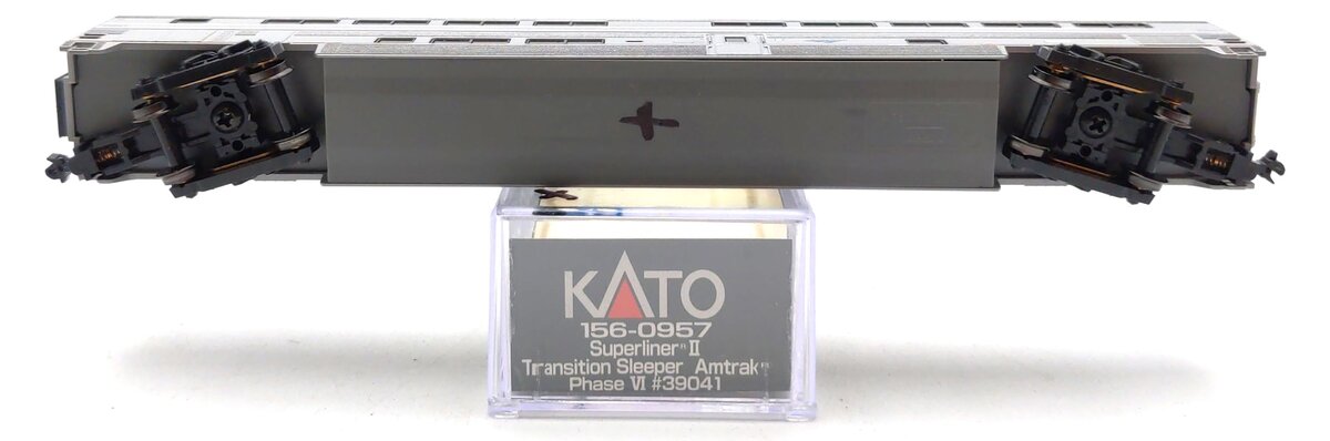 Kato 156-0957 N Amtrak Superliner II Transition Sleeper Car #39041 EX/Box