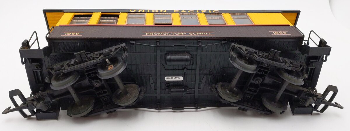 Piko 38648 G Scale Union Pacific Wood Coach #1869