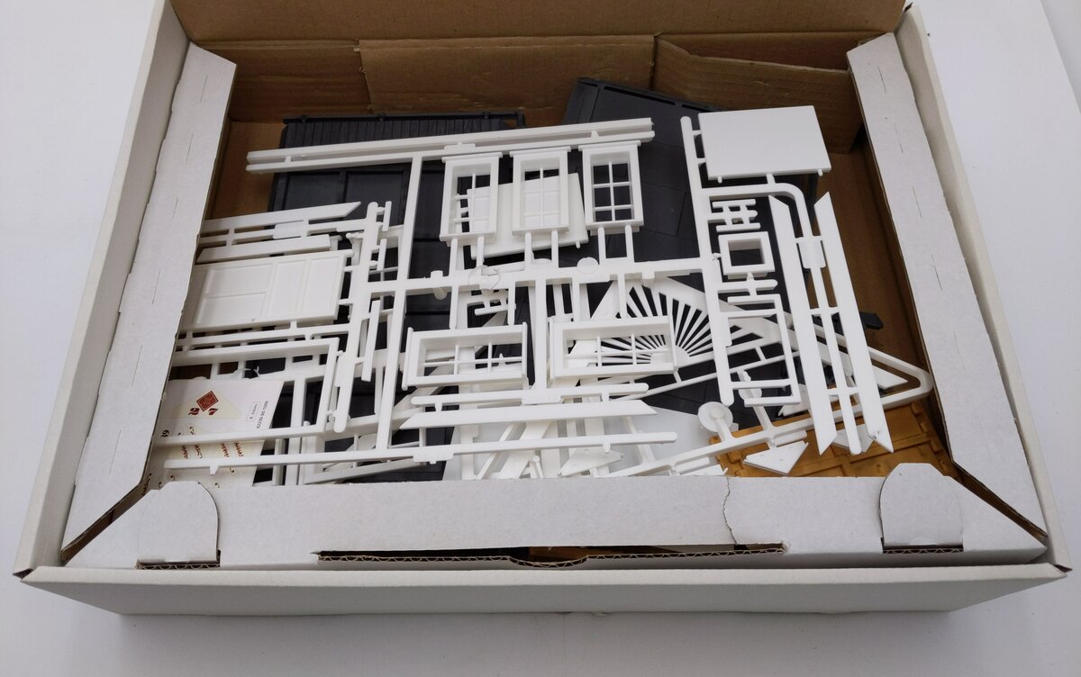 Piko 62240 G Scale M. Lewis' House Building Kit
