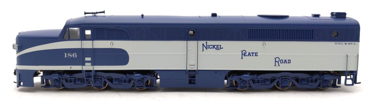 Walthers 910-10096 HO NKP Alco PA Diesel Locomotive Standard DC #186