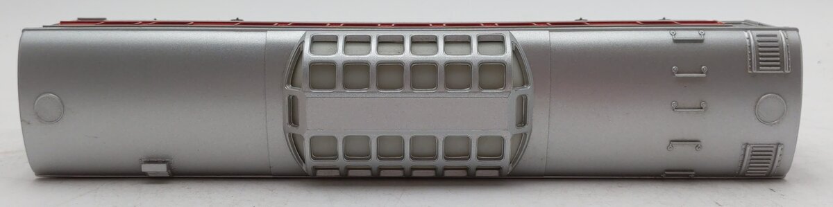 Lionel 6-16056 O Gauge Santa Fe Vista Dome Illuminated Passenger Car NIB