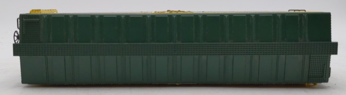 K-Line K642-5602 O Gauge 1999 Anheuser-Busch Holiday Beer Reefer Car NIB