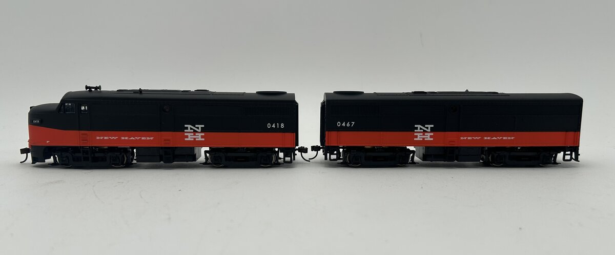 Walthers 931-772 HO New Haven FA #0418 & FB #0467 Diesel Locomotives (Set of 2) LN/Box