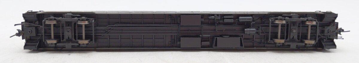 Rapido Trains 109022 HO New Haven 10-Window Coach #8238 (Pullman Green)