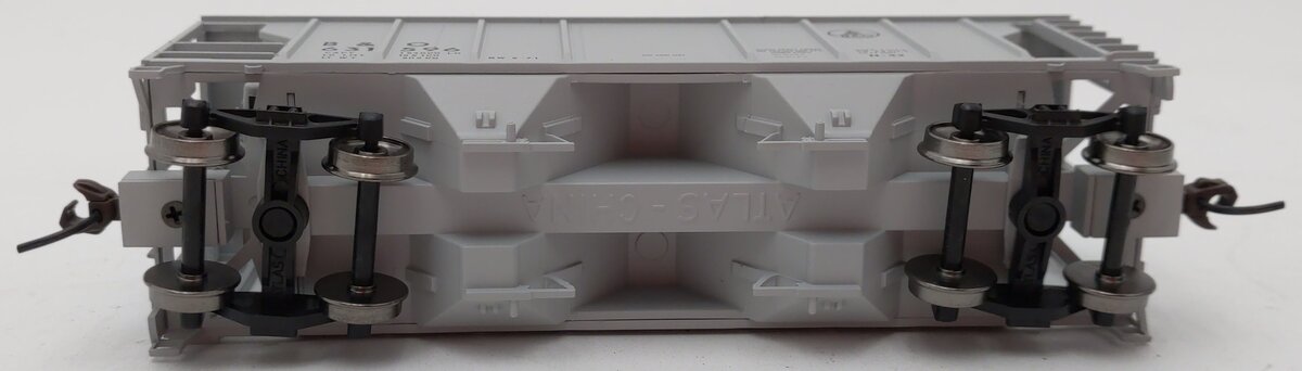Atlas 11383 HO TM Baltimore & Ohio PS-2 Covered Hopper #631596