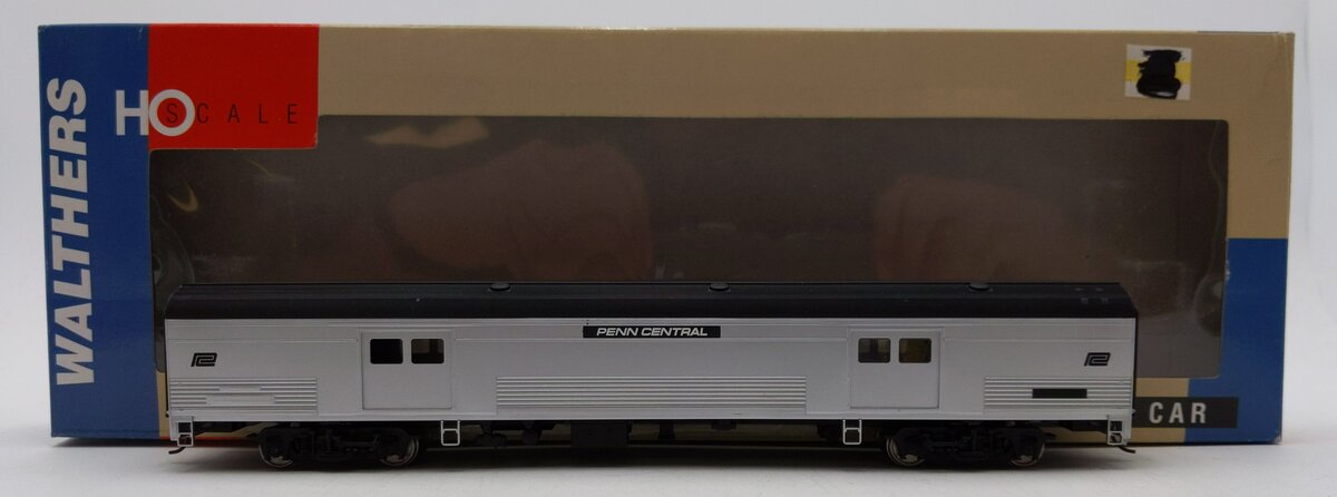 Walthers 932-6415 HO Penn Central 73' Budd Baggage LN/Box