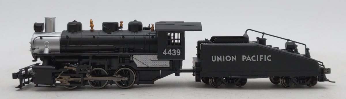 Bachmann 51601 HO Union Pacific 0-6-0 w/Slope-Back Tender w/DCC Steam Loco #4439