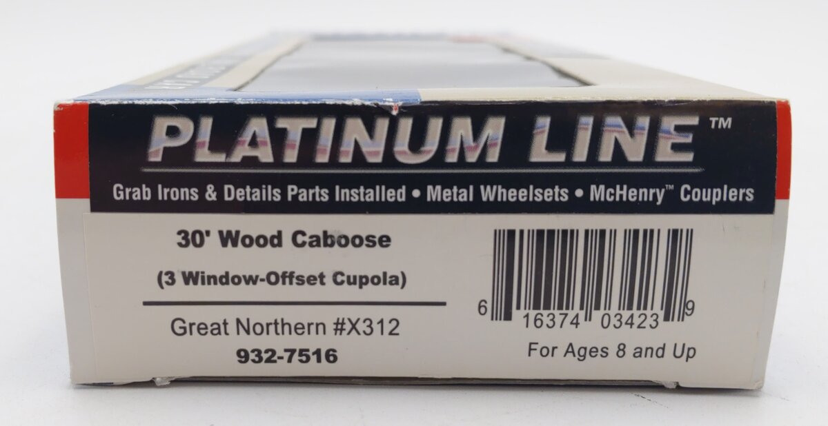 Walthers 932-7516 HO Scale Great Northern 30' Wood Sided Caboose #X312 LN/Box