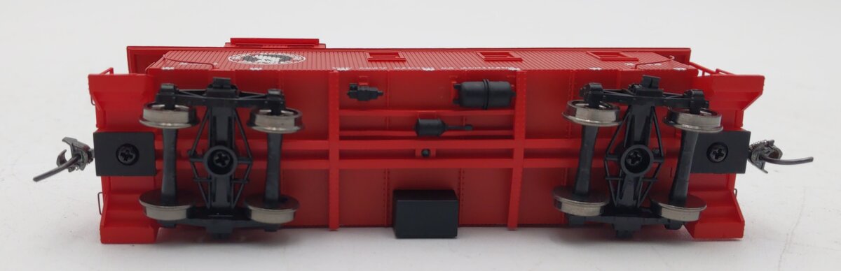 Walthers 932-7516 HO Scale Great Northern 30' Wood Sided Caboose #X312 LN/Box