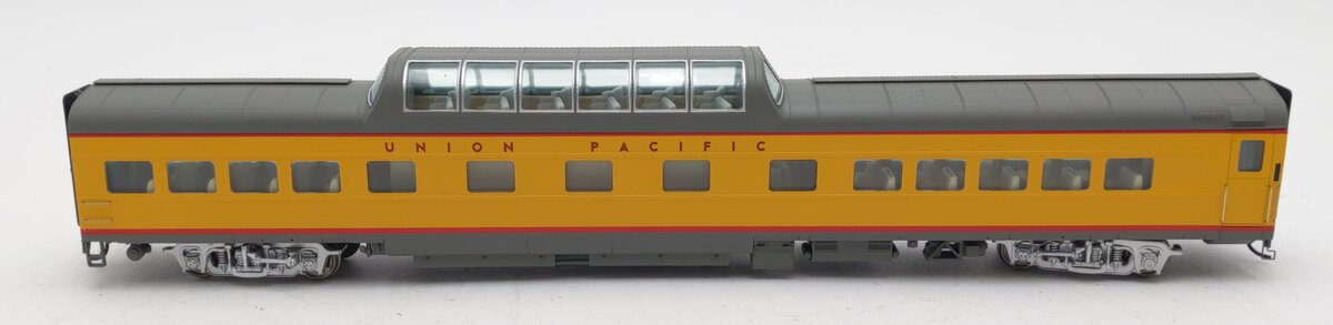 Walthers 932-9580 HO Scale Union Pacific Cities Series Dome Coach Car LN/Box